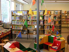 Die Kinder- und Jugendbibliothek in der Gottfied- Benn- Bibliothek.